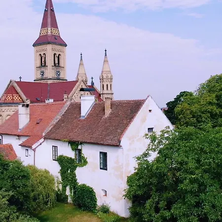 Διαμέρισμα Mount Hosin - Byvale Staje Historickeho Statku U Ceskych Budejovic *